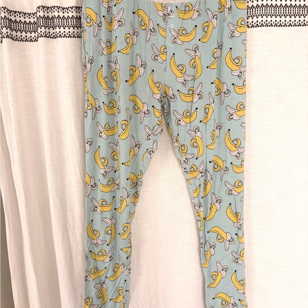 Little Sleepies Banana Print 2 piece Pajama Set – Women’s Medium - Picture 3 of 3